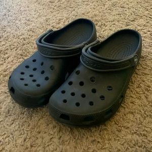 Black Crocs